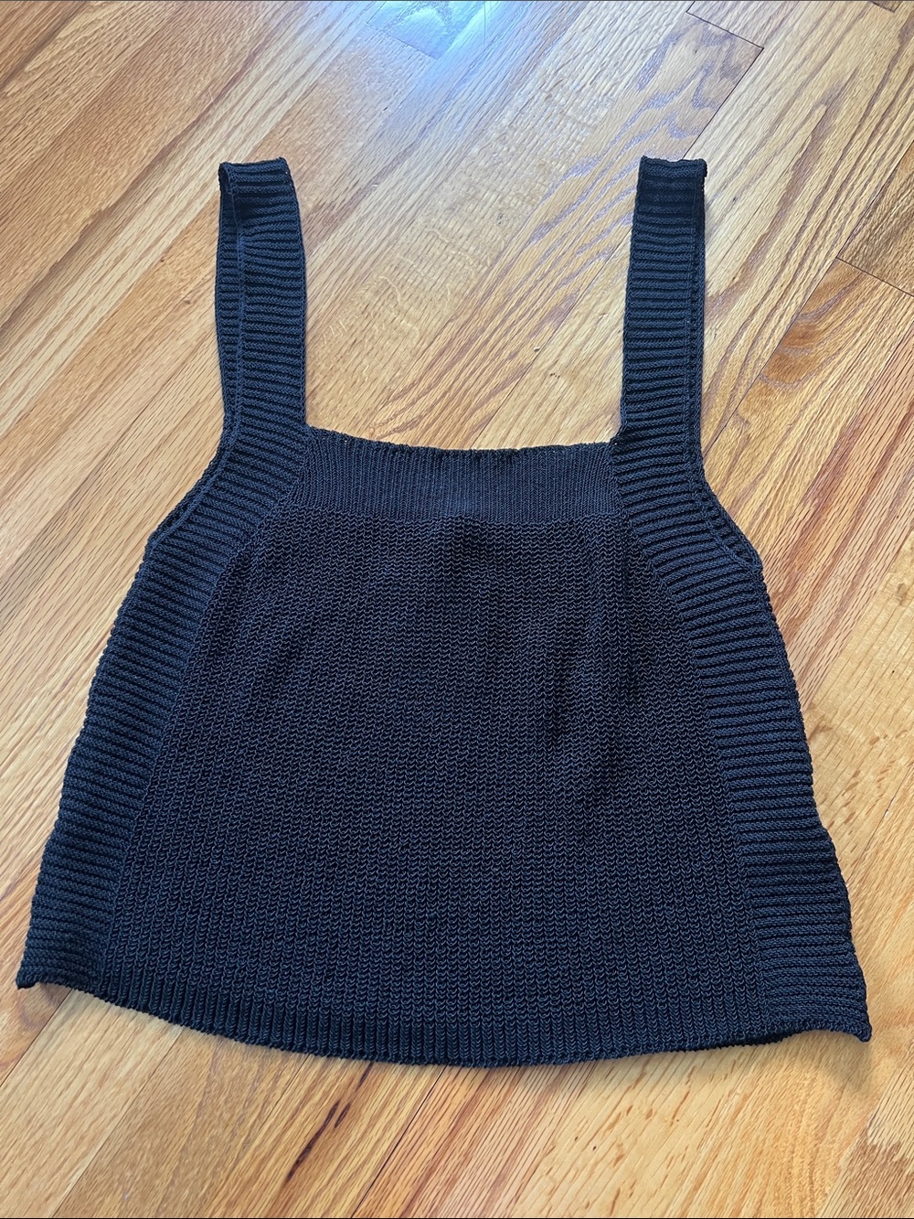 Zara Black Ribbed Knit Square-Neck cropped sweater tank